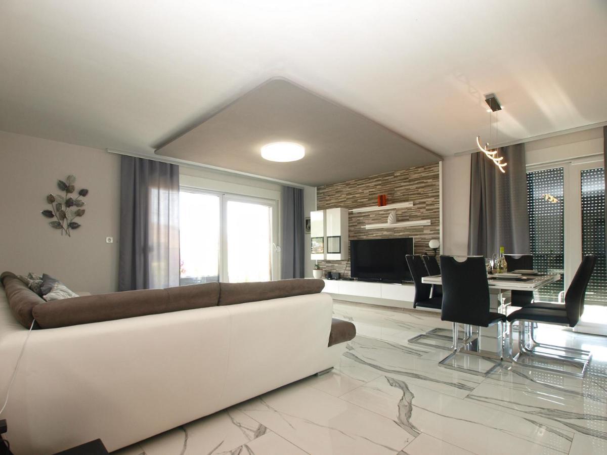 Villa Monteci 2052 Galižana Zewnętrze zdjęcie