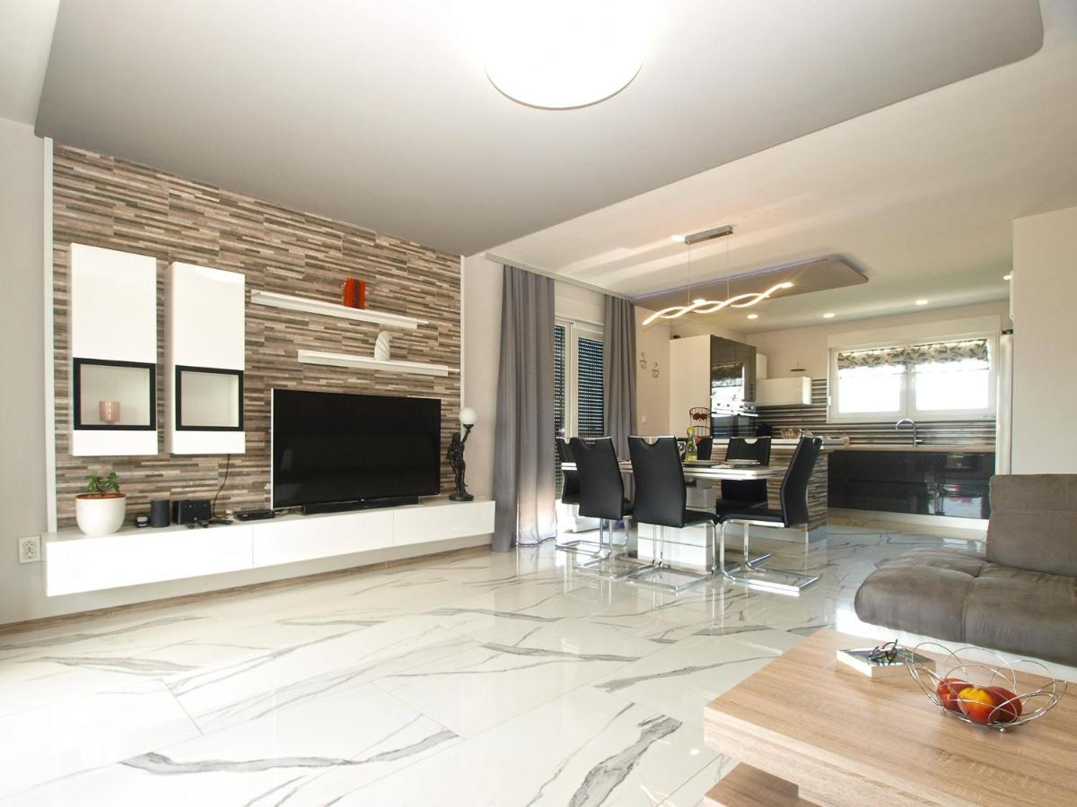 Villa Monteci 2052 Galižana Zewnętrze zdjęcie