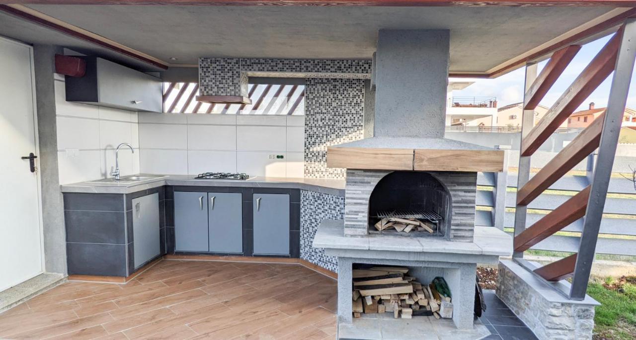 Villa Monteci 2052 Galižana Zewnętrze zdjęcie